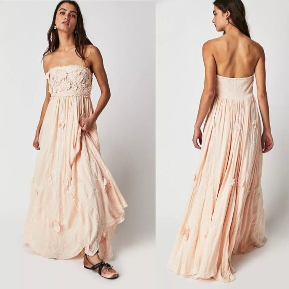 Free People Dresses & Skirts - NEW Free People Rosa Maxi Dress Peach Flowers Sz M
